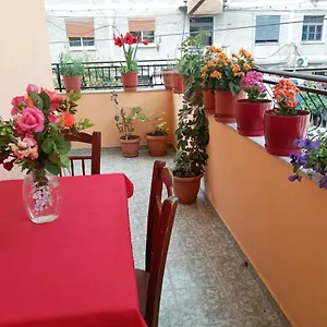 Unejs , Berat Albanië